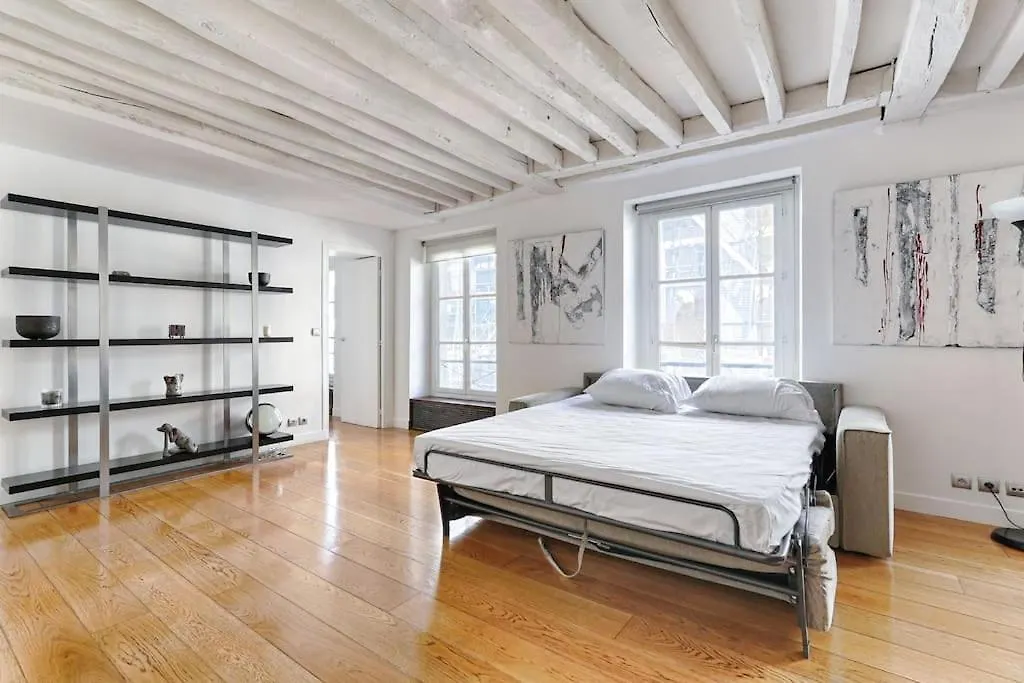 Marais Historical Center Charming 1br Daire